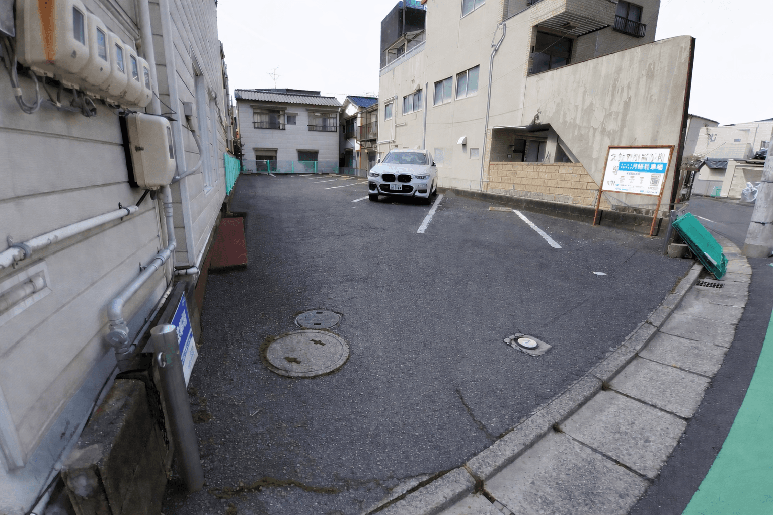 久賀ガレージの外観・駐車場イメージ3枚目