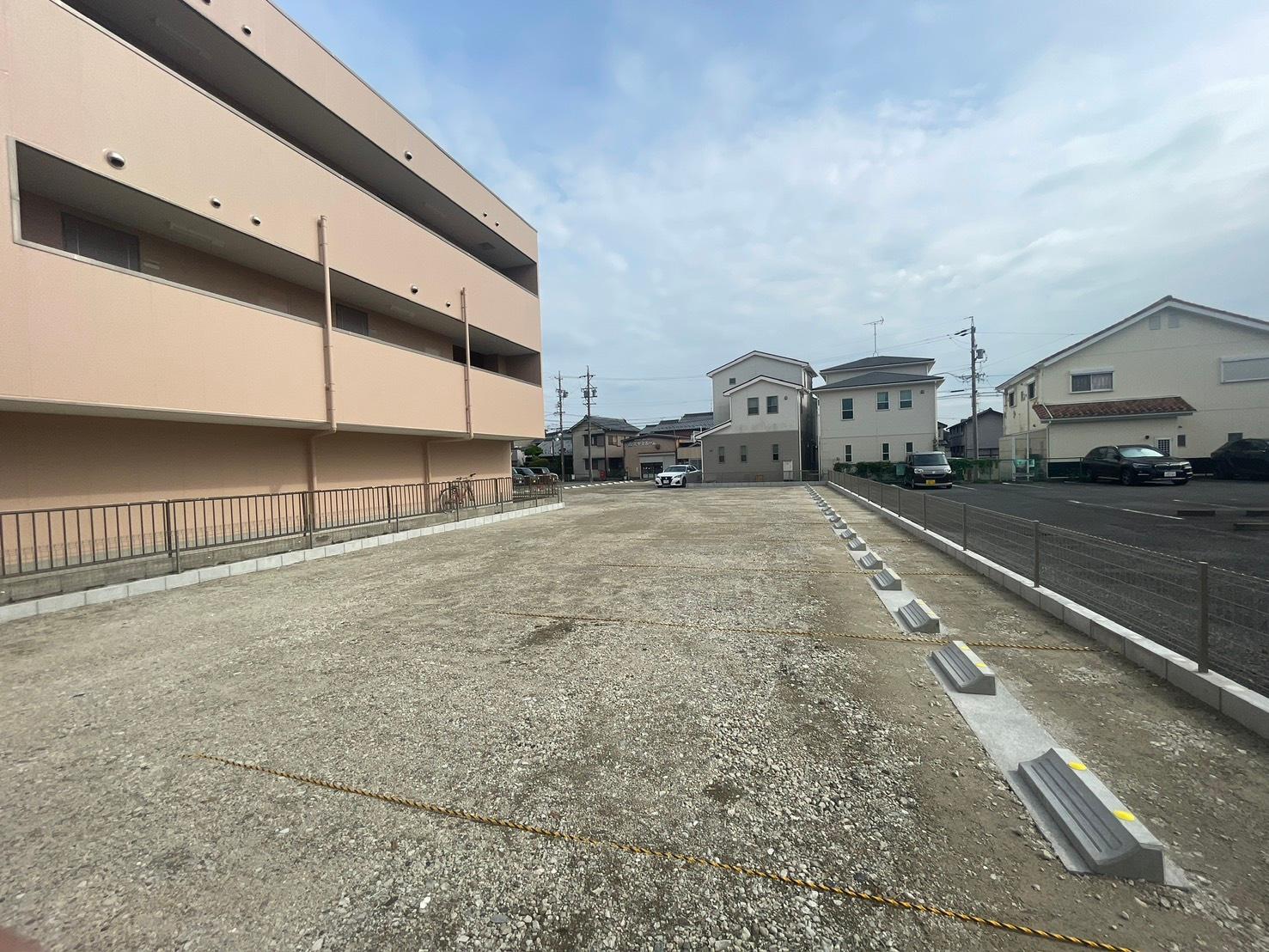江南市古知野町日の出駐車場の外観・駐車場イメージ3枚目