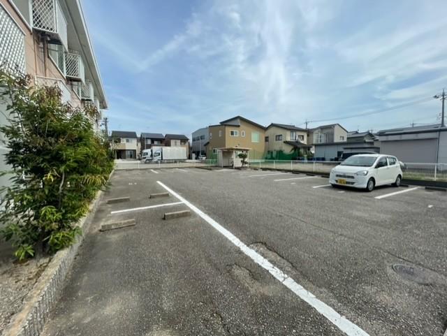 ラディッシュ(24043)の外観・駐車場イメージ1枚目