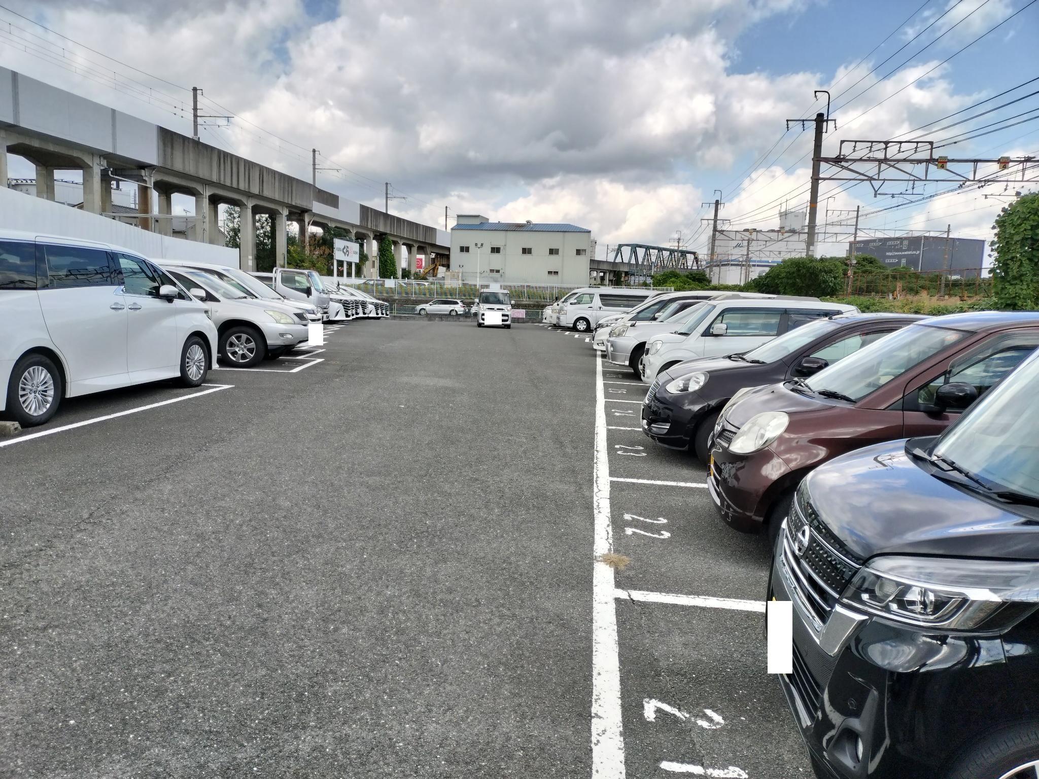 有限会社川上興産駐車場2の外観・駐車場イメージ2枚目