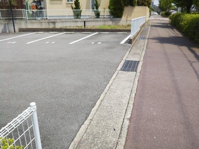 nagomi(51525)の外観・駐車場イメージ1枚目