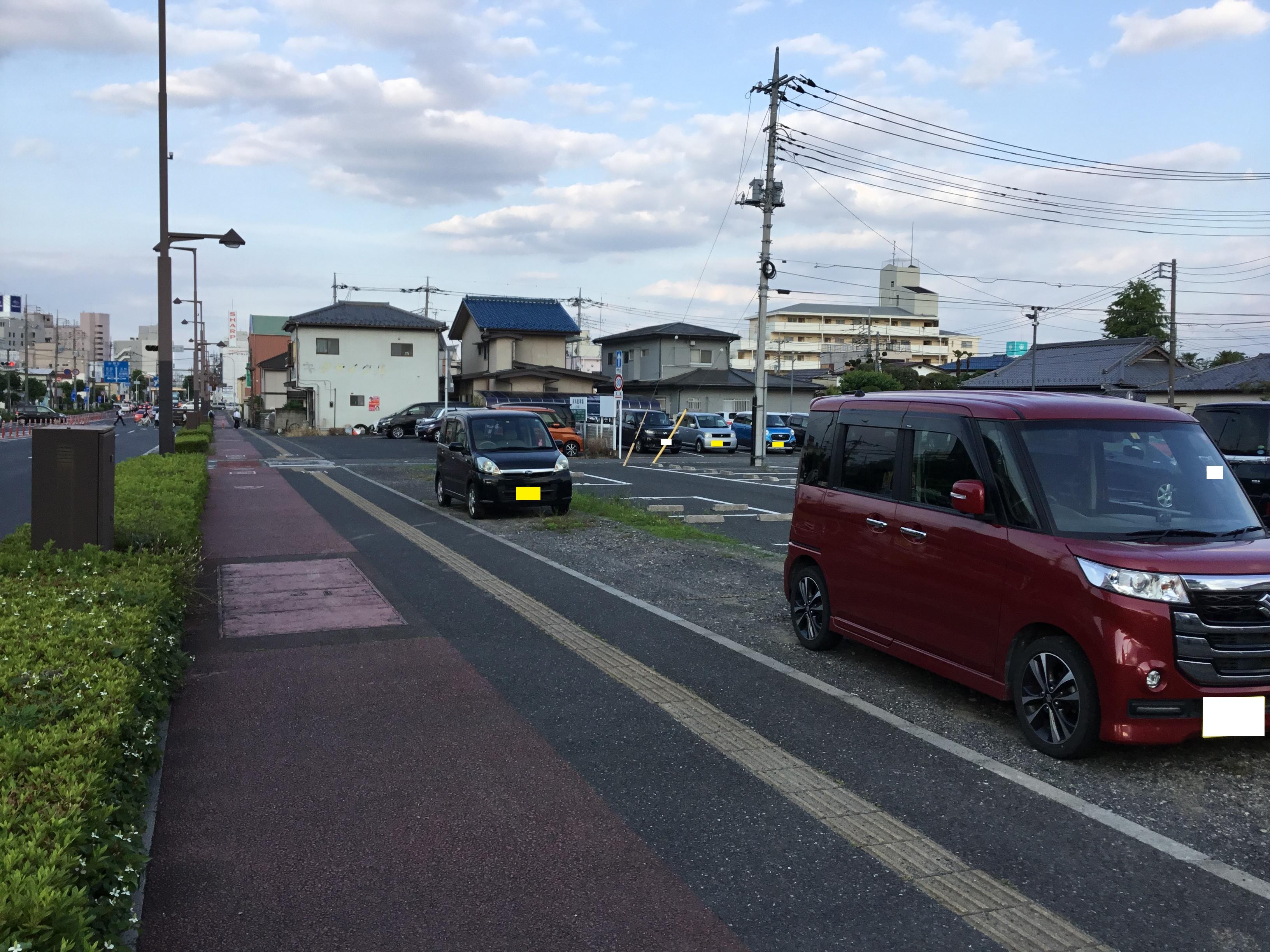 ラ・フェリーチェ月極駐車場の外観・駐車場イメージ1枚目