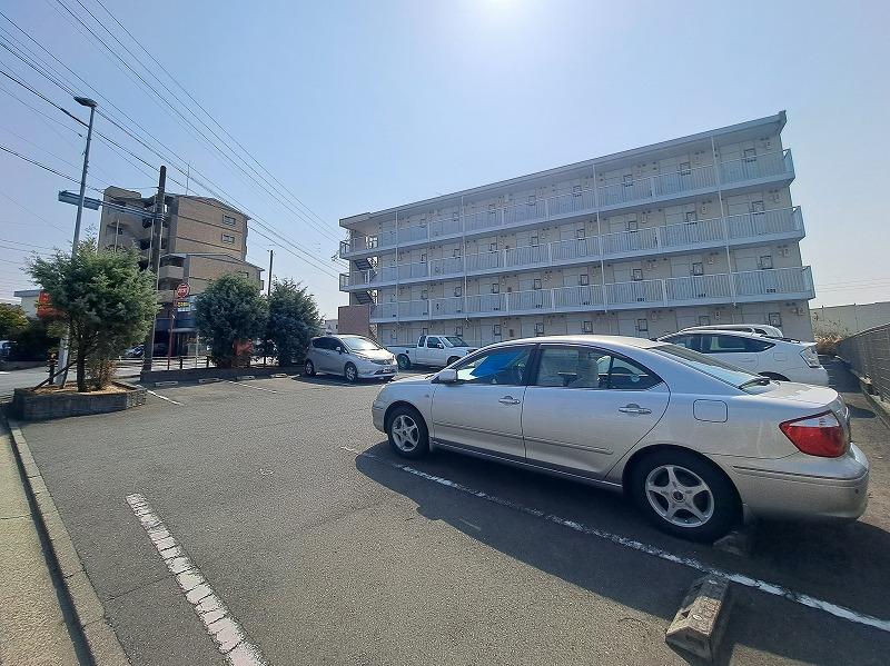 HANANAKA(41972)の外観・駐車場イメージ1枚目