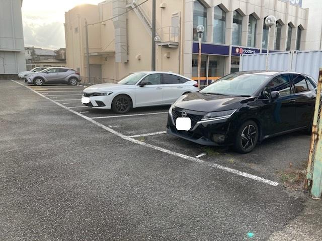 深見西1丁目Pの外観・駐車場イメージ1枚目
