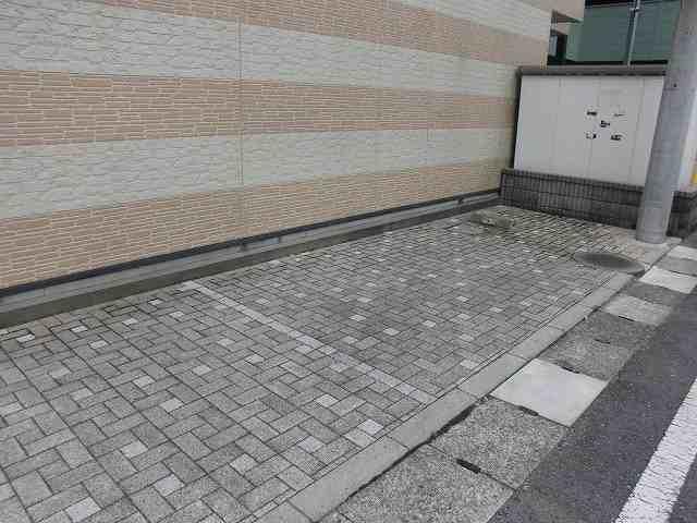 アルファ(25544)の外観・駐車場イメージ1枚目