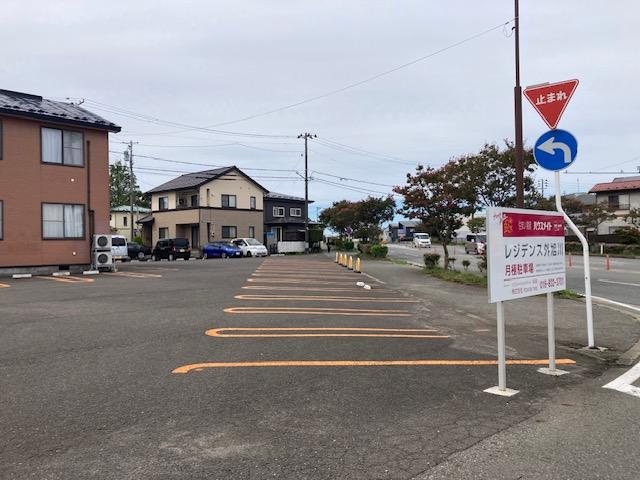 レジデンス外旭川月極駐車場の外観・駐車場イメージ1枚目