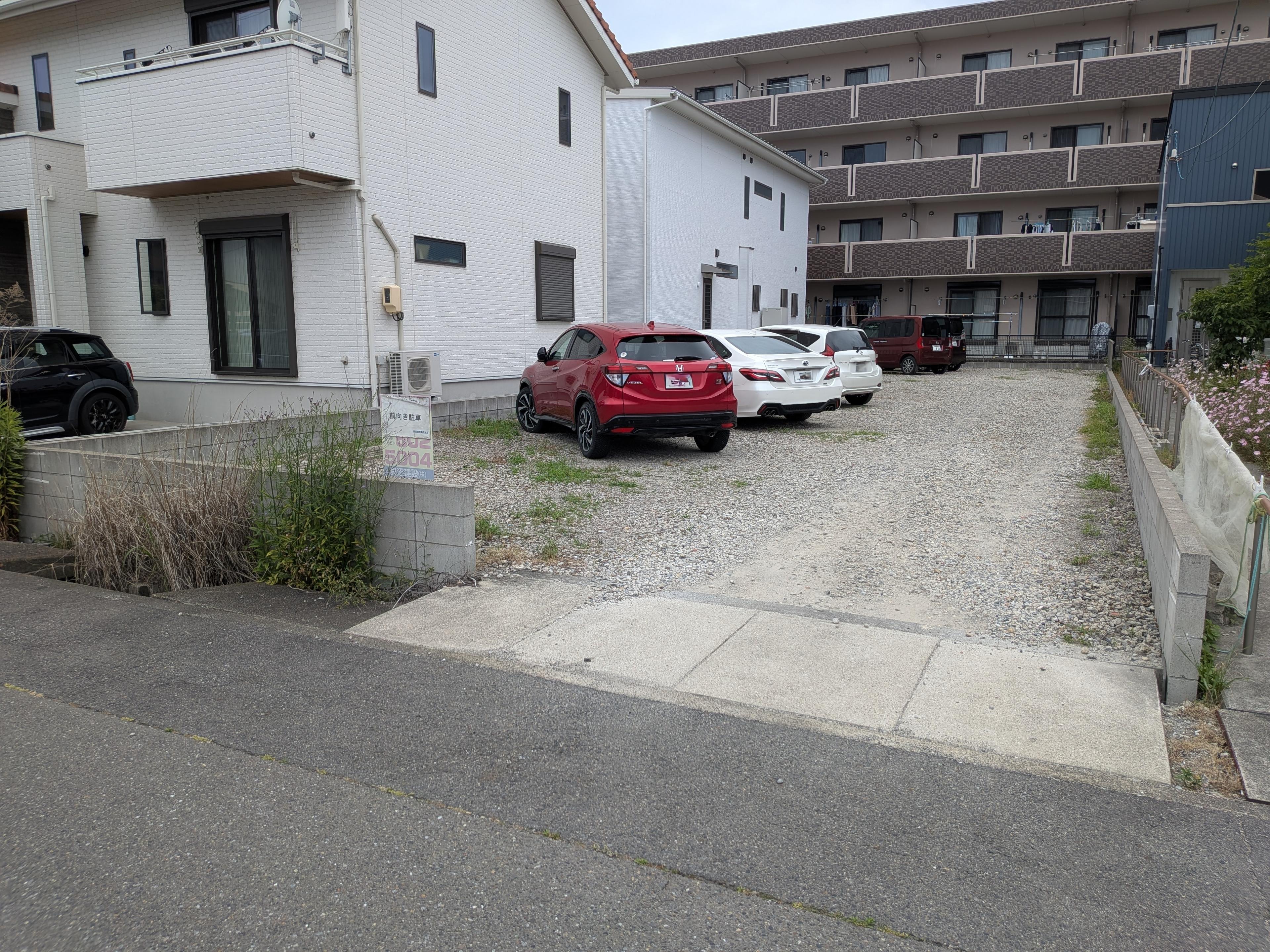 西田中白山28駐車場の外観・駐車場イメージ1枚目