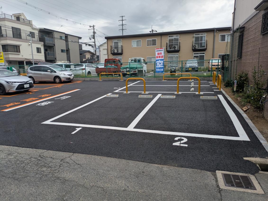 東山本新町月極の外観・駐車場イメージ2枚目