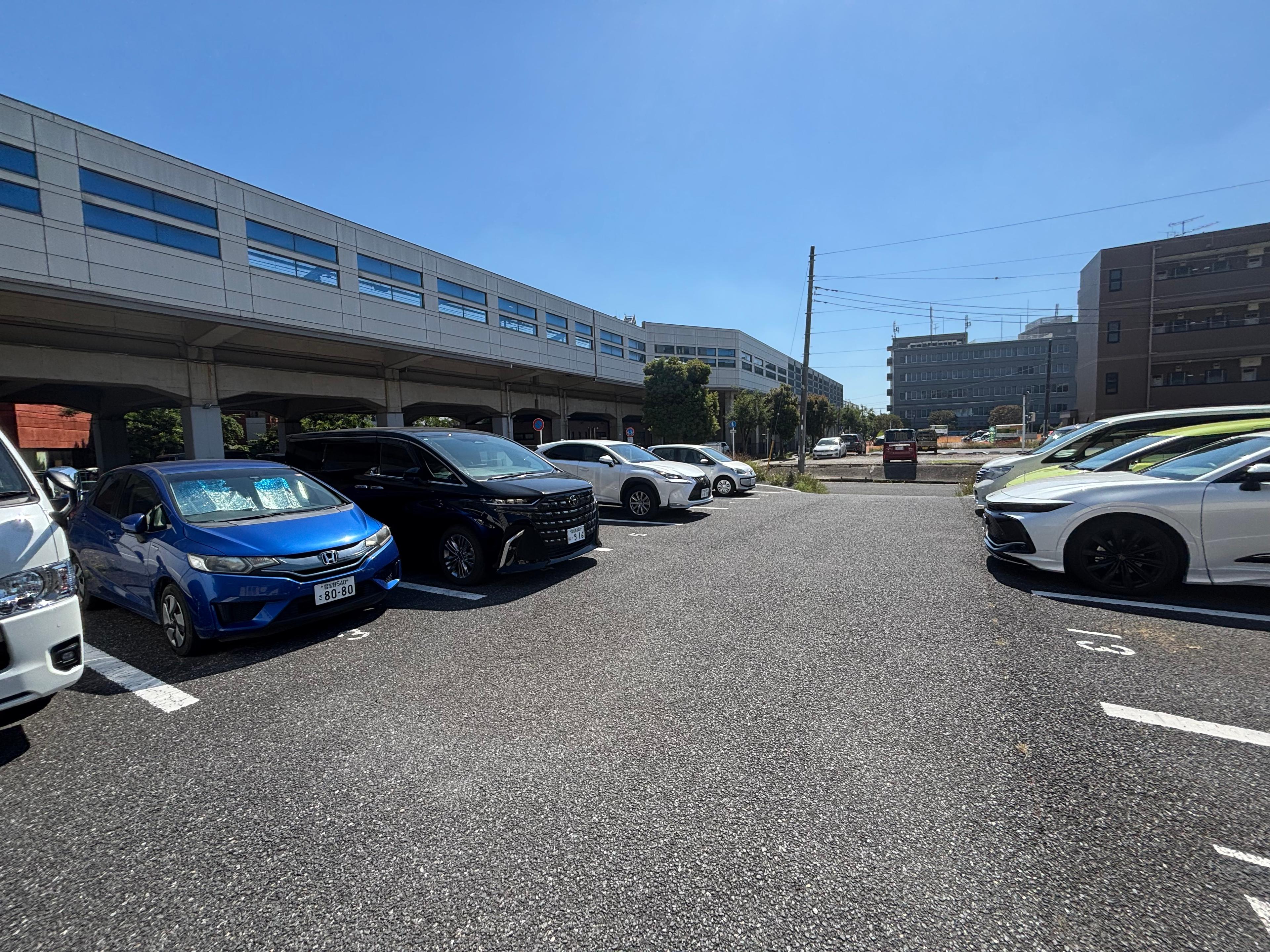ゆりのき台第2の外観・駐車場イメージ2枚目