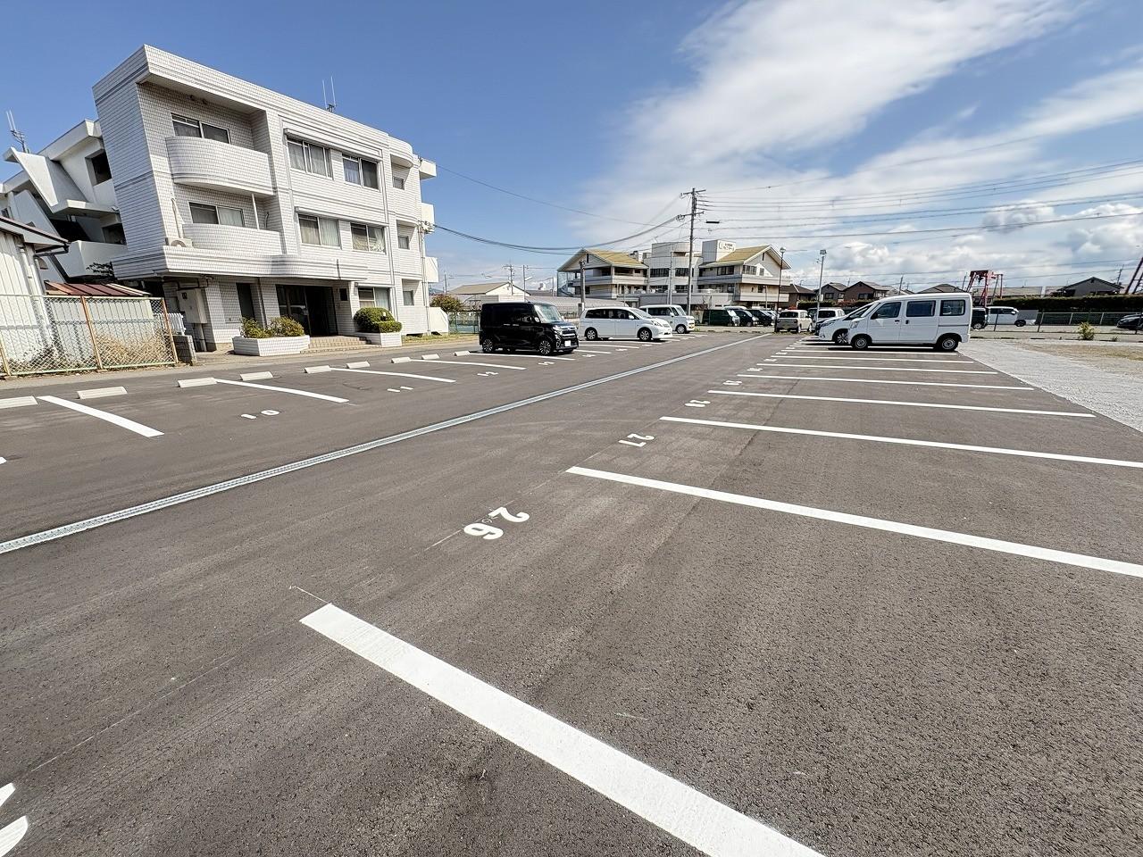 松江中N月極駐車場の外観・駐車場イメージ2枚目