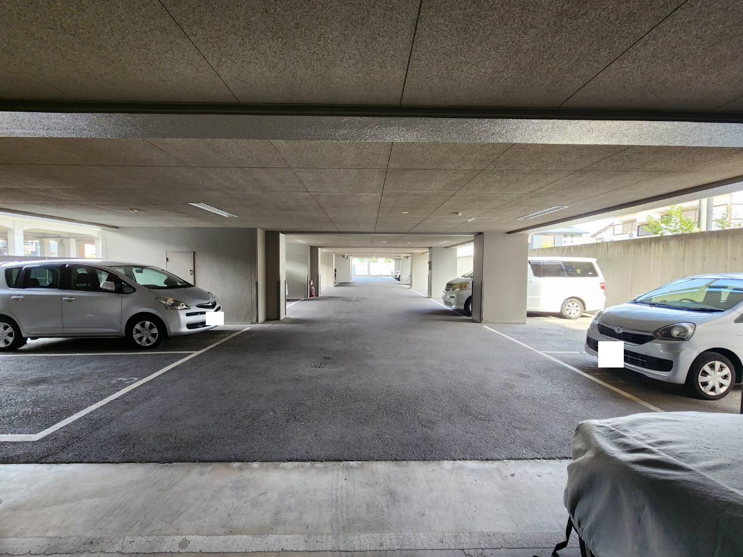 ベル・ドムール羽衣外部貸し駐車場の外観・駐車場イメージ3枚目