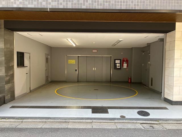 スムーズパーク本郷3丁目の外観・駐車場イメージ1枚目