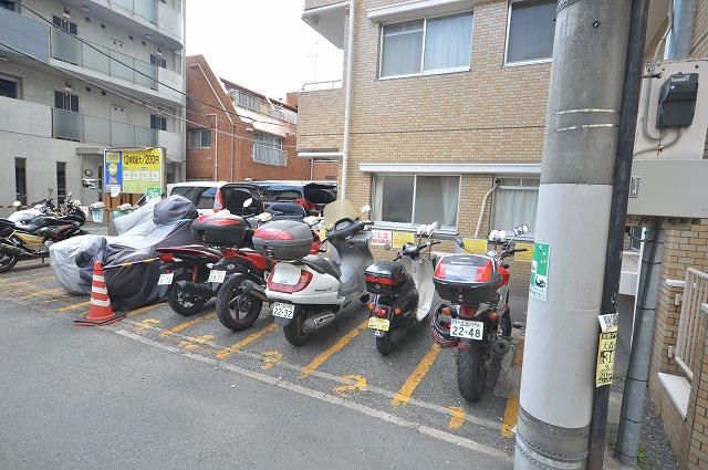 バイクパーク大森西5丁目(バイクポート大森町)の外観・駐車場イメージ1枚目