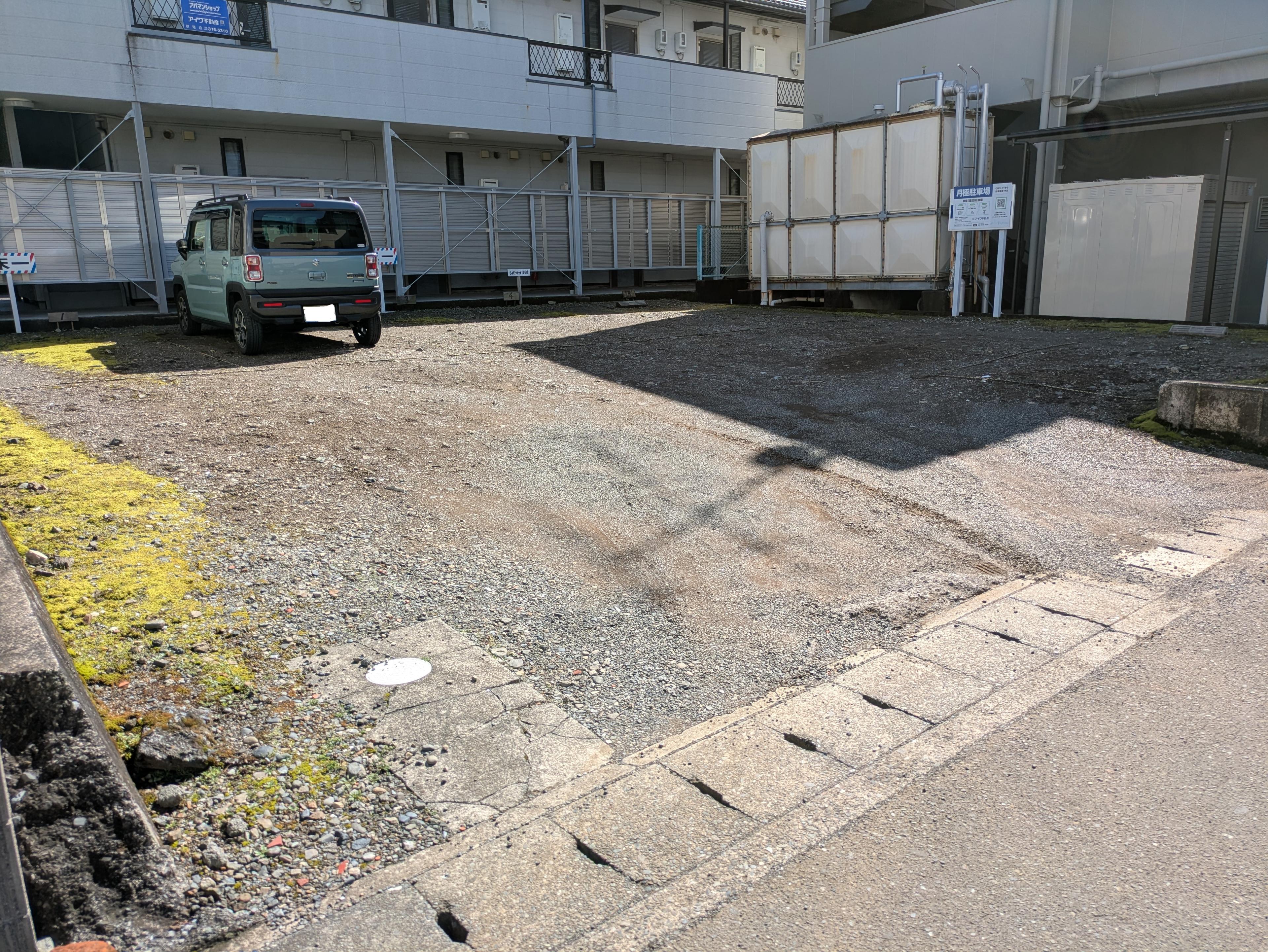 草薙(渡辺)駐車場の外観・駐車場イメージ1枚目