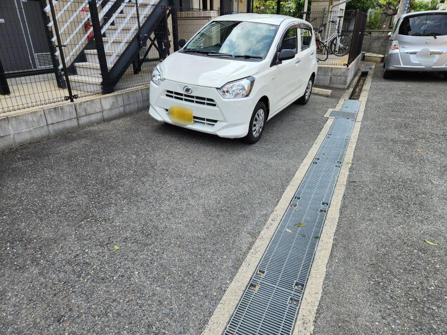 ピュア(36125)の外観・駐車場イメージ1枚目