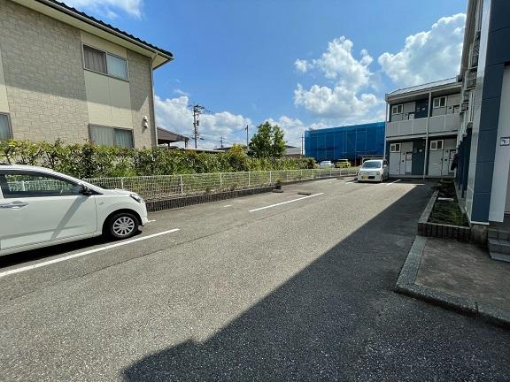 田上(23525)の外観・駐車場イメージ1枚目