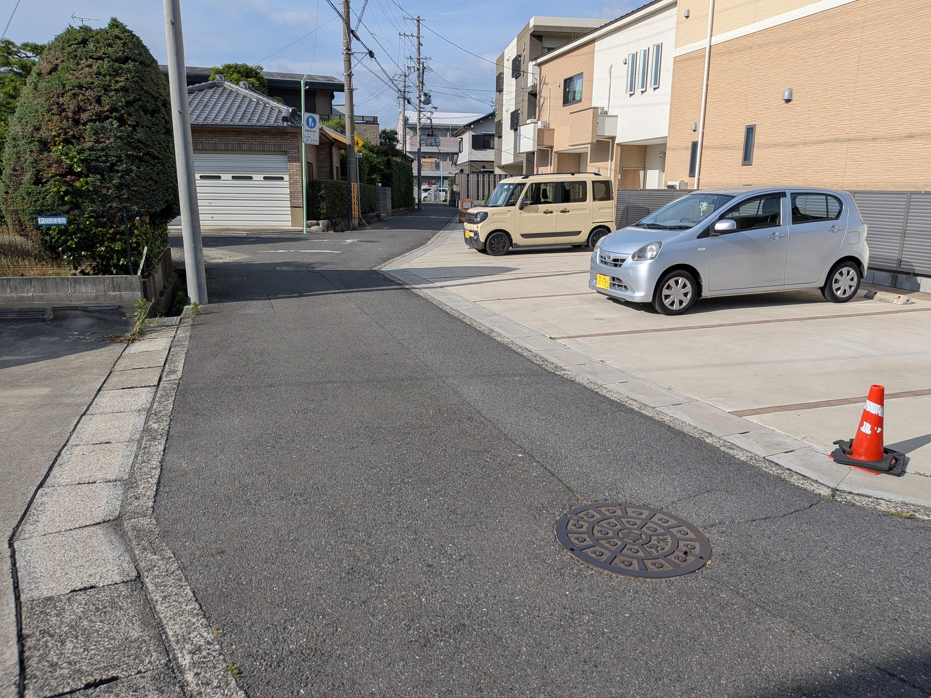 山木2-103-3駐車場の外観・駐車場イメージ3枚目