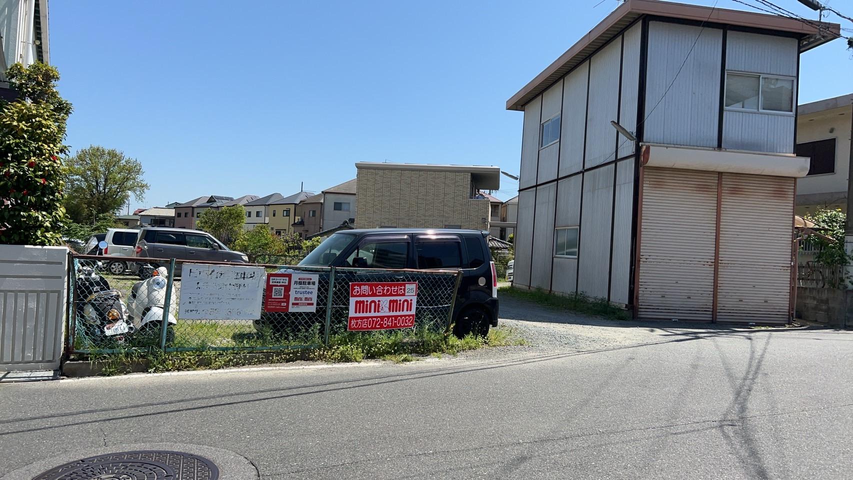 港屋駐車場の外観・駐車場イメージ2枚目