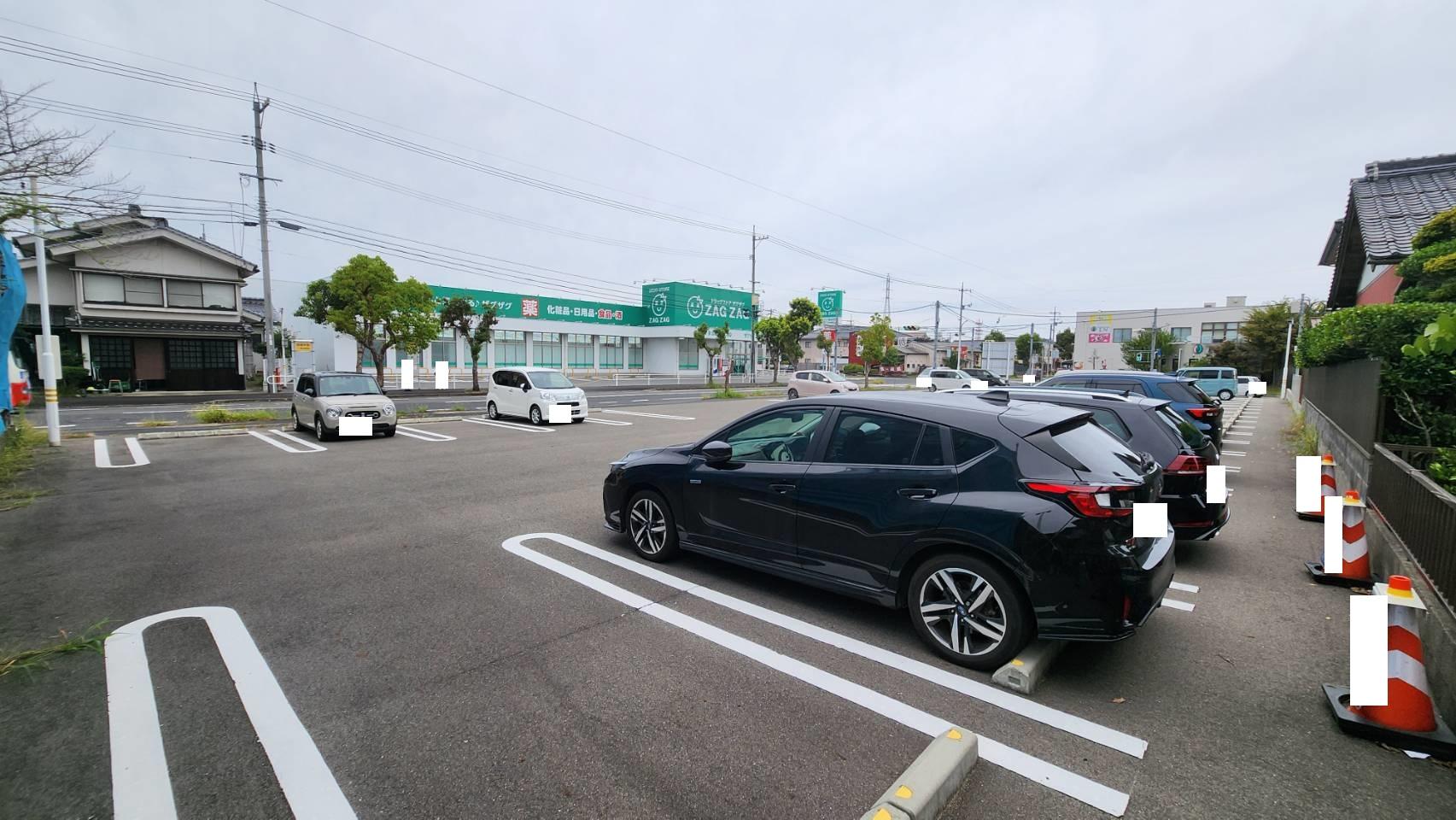 ザグザグ第2駐車場の外観・駐車場イメージ1枚目