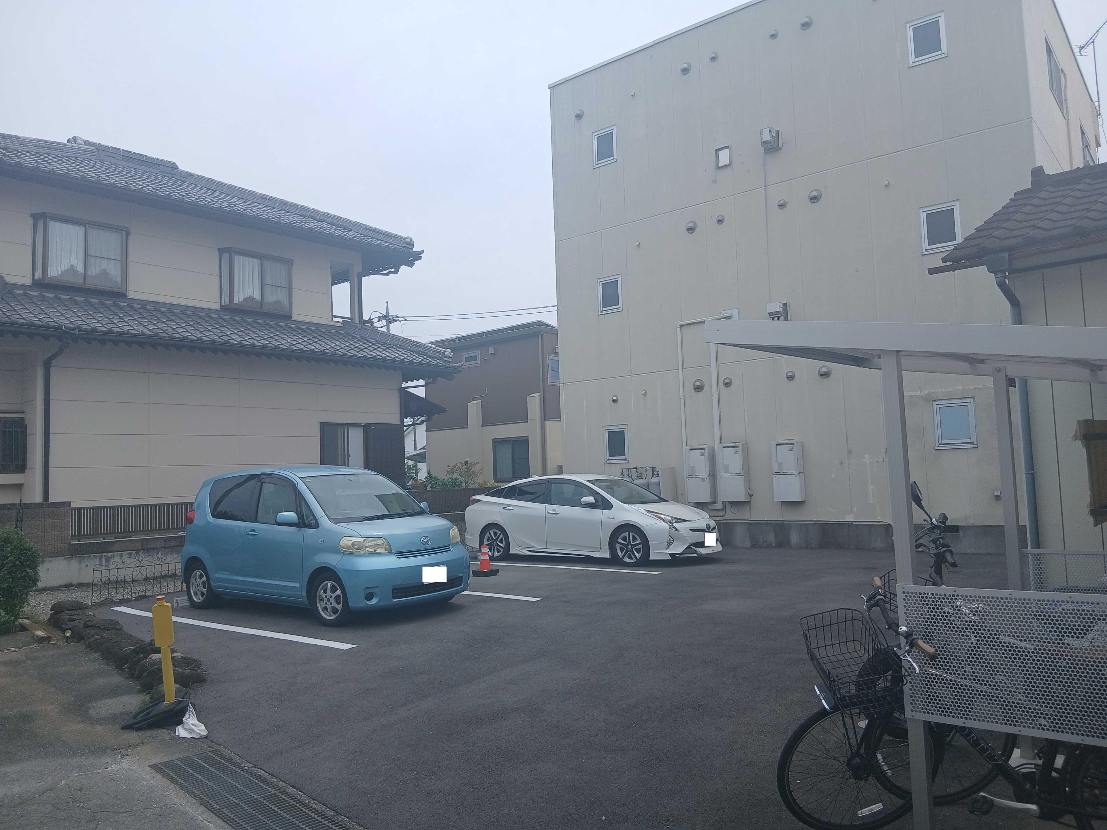 飯塚町村内月極駐車場の外観・駐車場イメージ1枚目