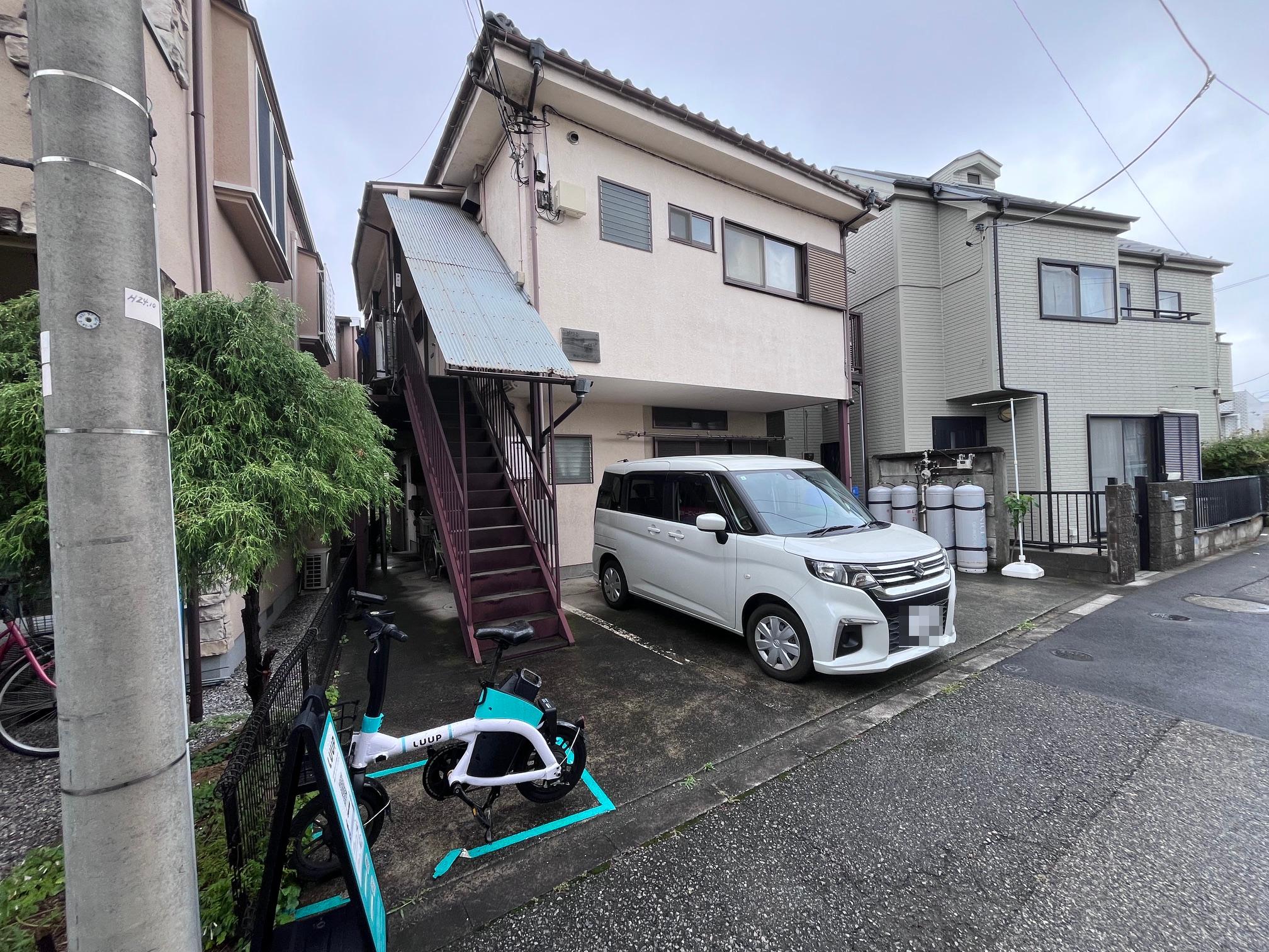 neoclassic駐車場の外観・駐車場イメージ1枚目