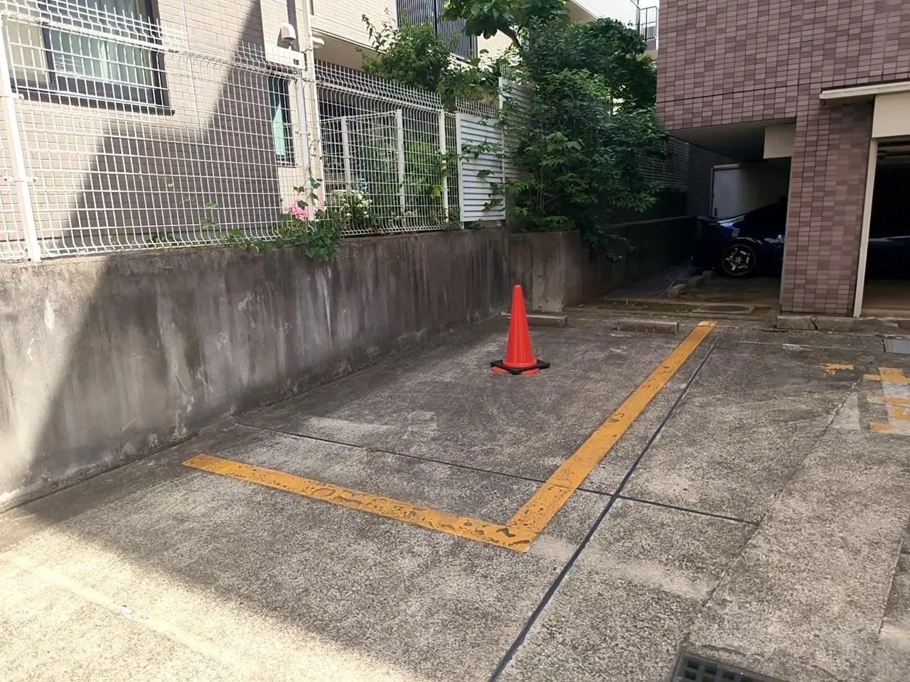 ラフェリア湘南参番館駐車場の外観・駐車場イメージ2枚目