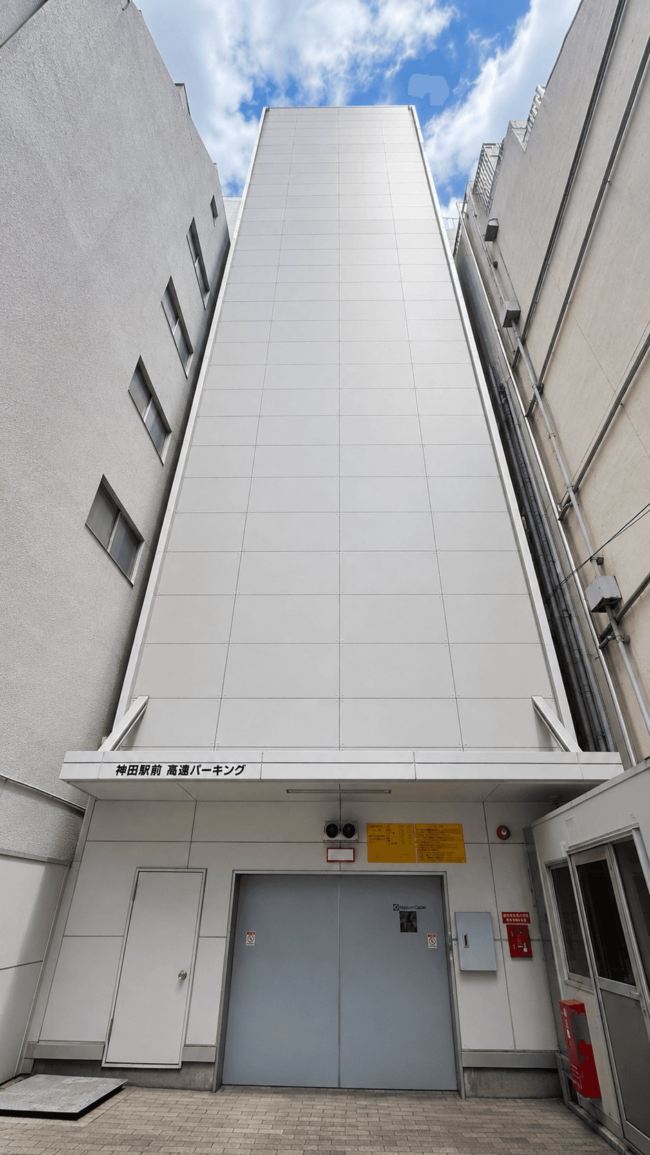 神田駅前高遠パーキングの外観・駐車場イメージ1枚目