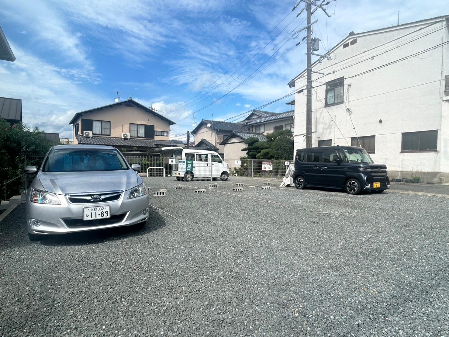 釈迦堂ガレージの外観・駐車場イメージ2枚目