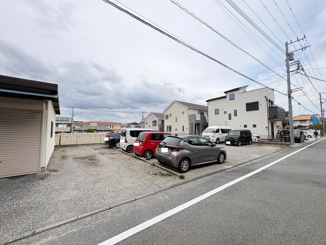 井上本町店駐車場の外観・駐車場イメージ1枚目