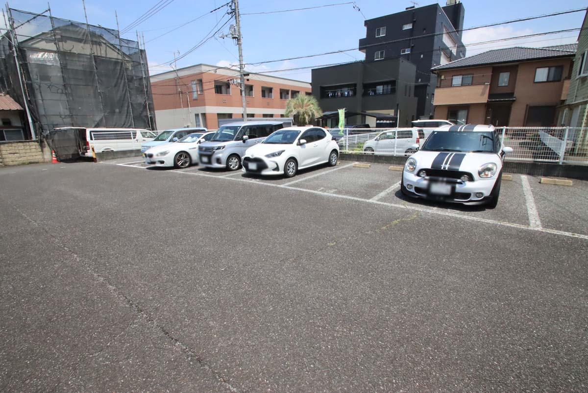 K・Y月極駐車場の外観・駐車場イメージ2枚目