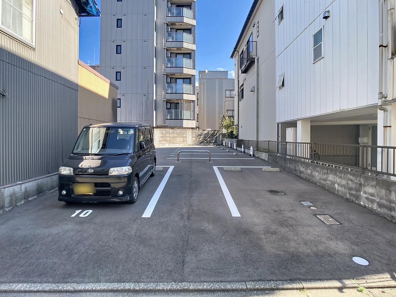 芳斉1丁目駐車場の外観・駐車場イメージ3枚目