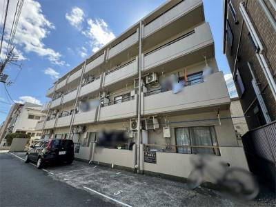 リバーサイド日月園の外観・駐車場イメージ1枚目