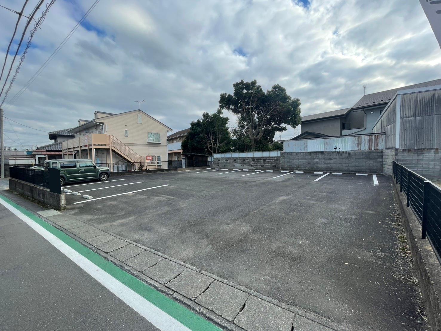 内原町872-1駐車場の外観・駐車場イメージ2枚目