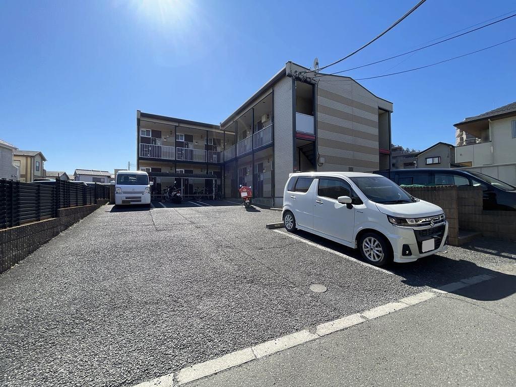 m ヴィラージュ(26258)の外観・駐車場イメージ2枚目