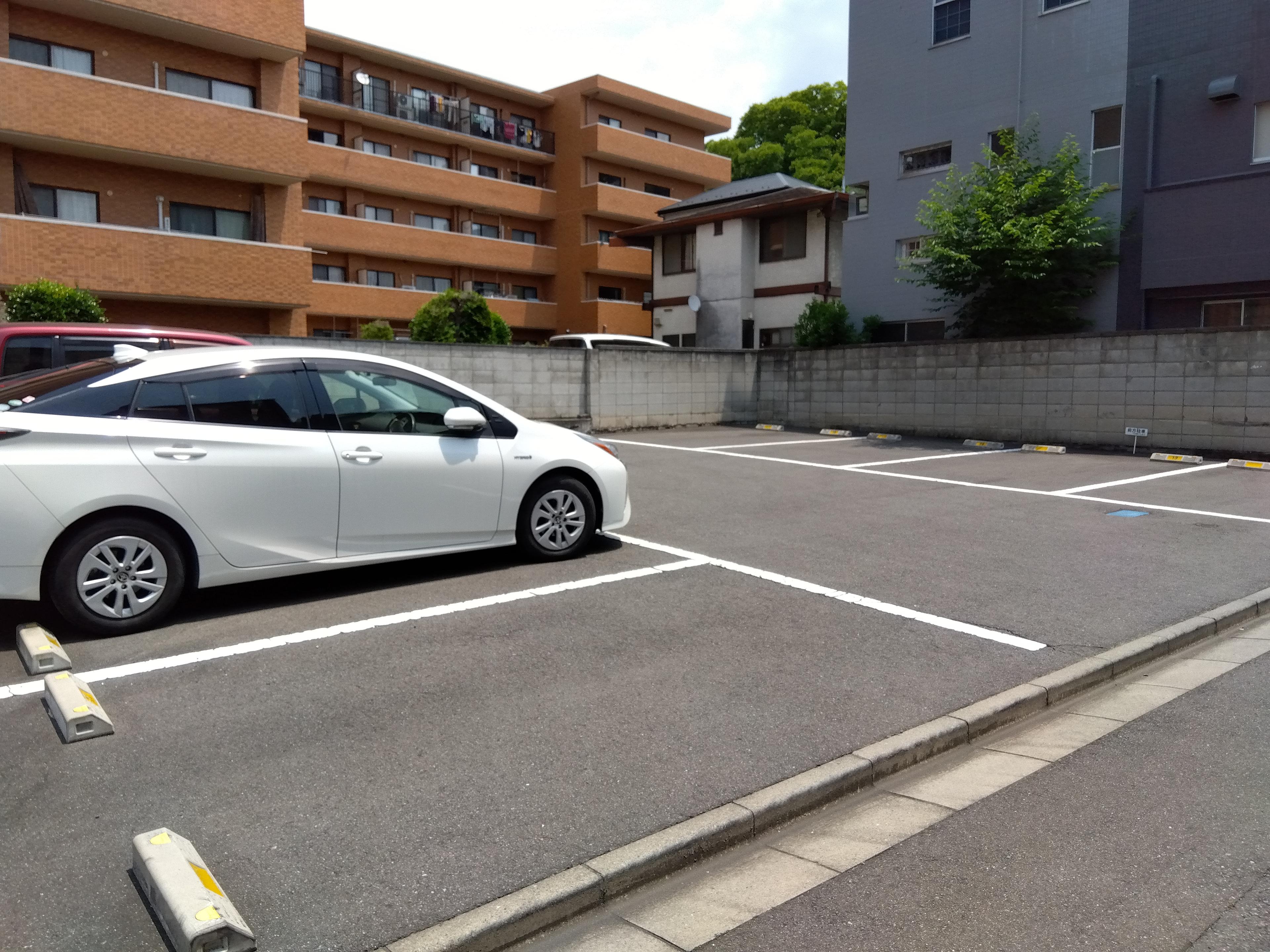 高松町第1月極駐車場の外観・駐車場イメージ3枚目