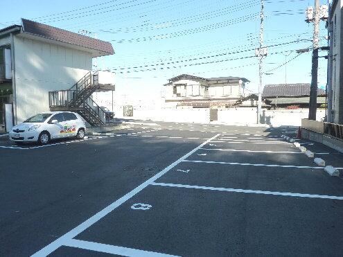 冨永駐車場の外観・駐車場イメージ2枚目