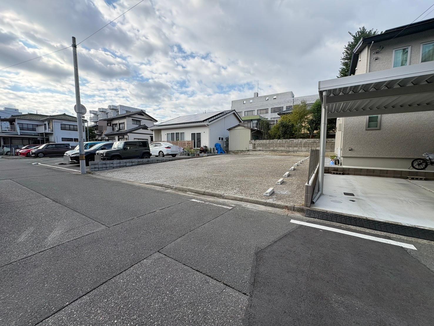 日吉町駐車場の外観・駐車場イメージ3枚目