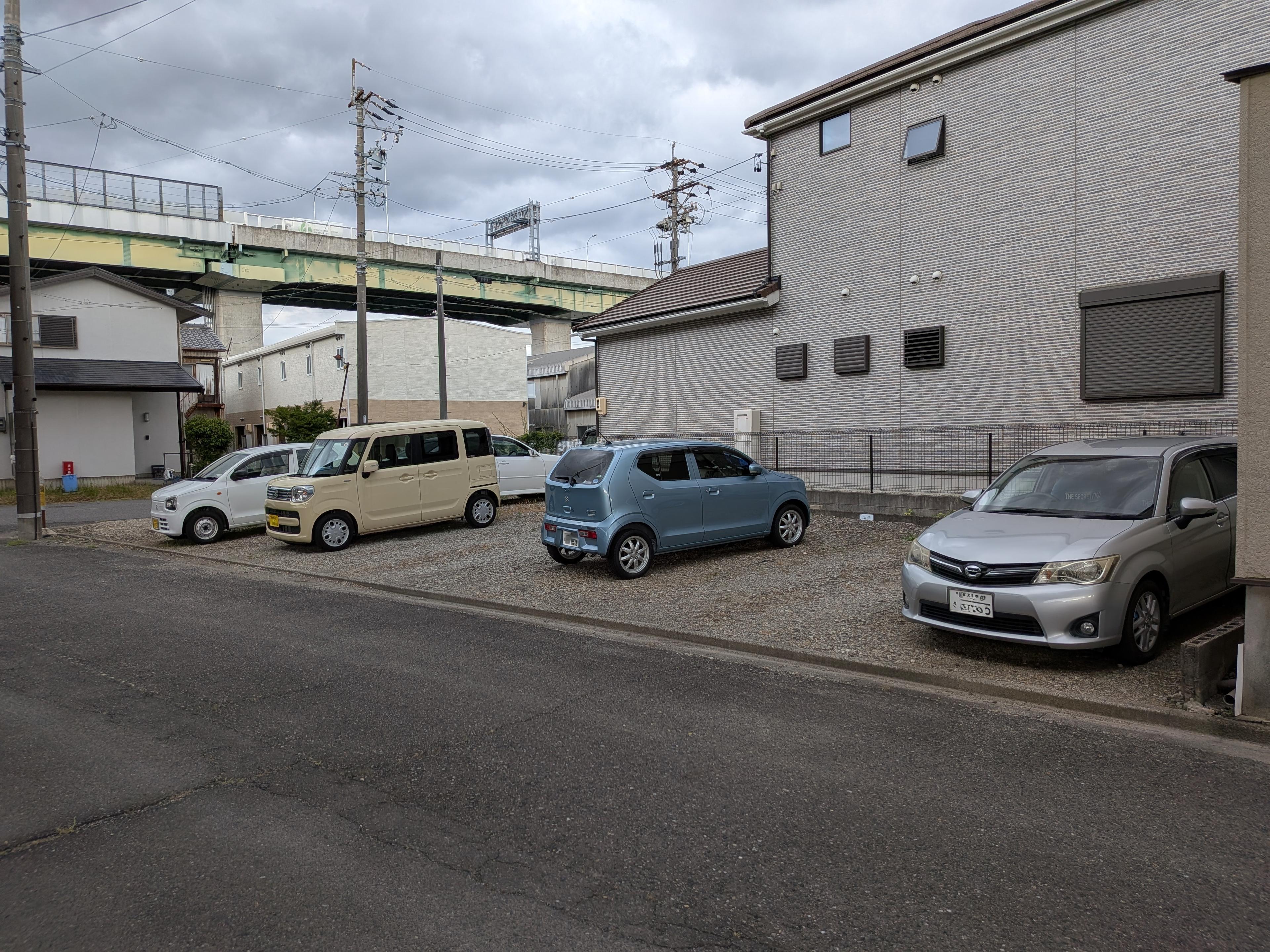 鴨池111駐車場の外観・駐車場イメージ2枚目