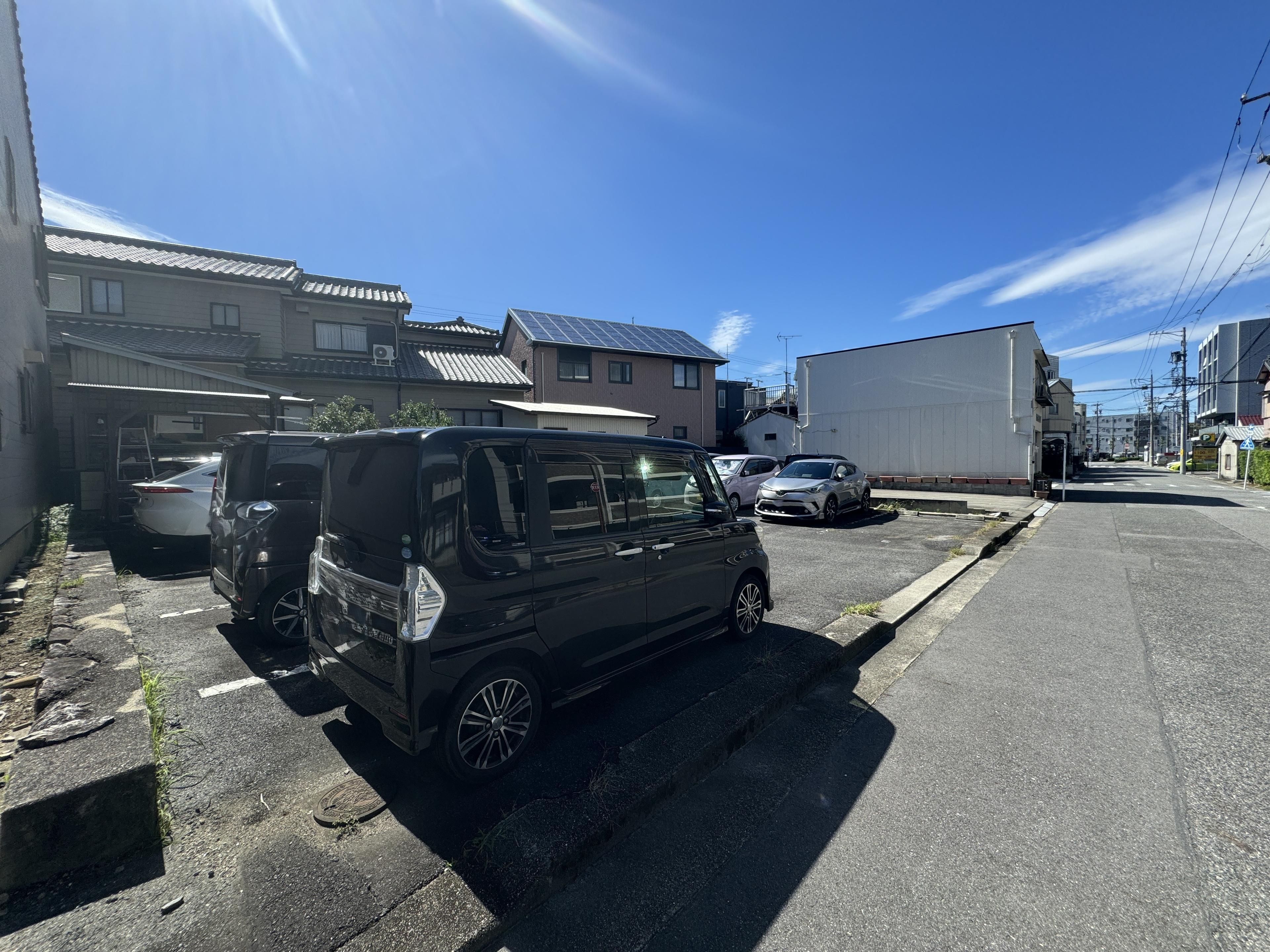 都築酒店駐車場の外観・駐車場イメージ1枚目
