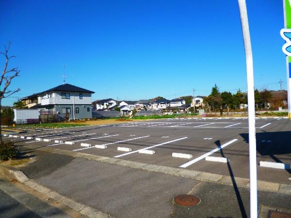 泉玉露3丁目駐車場の外観・駐車場イメージ2枚目