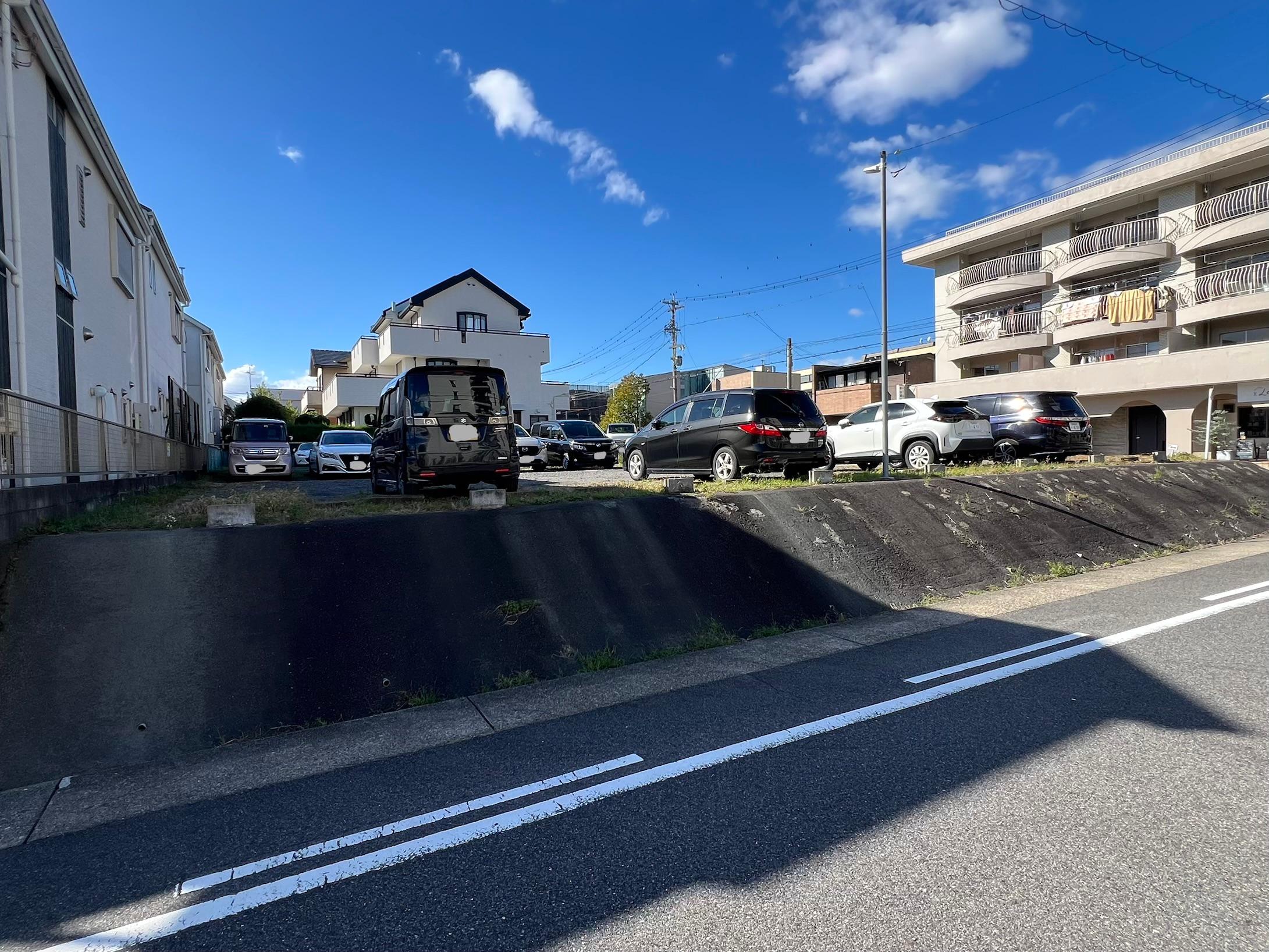 社台パーキングの外観・駐車場イメージ2枚目