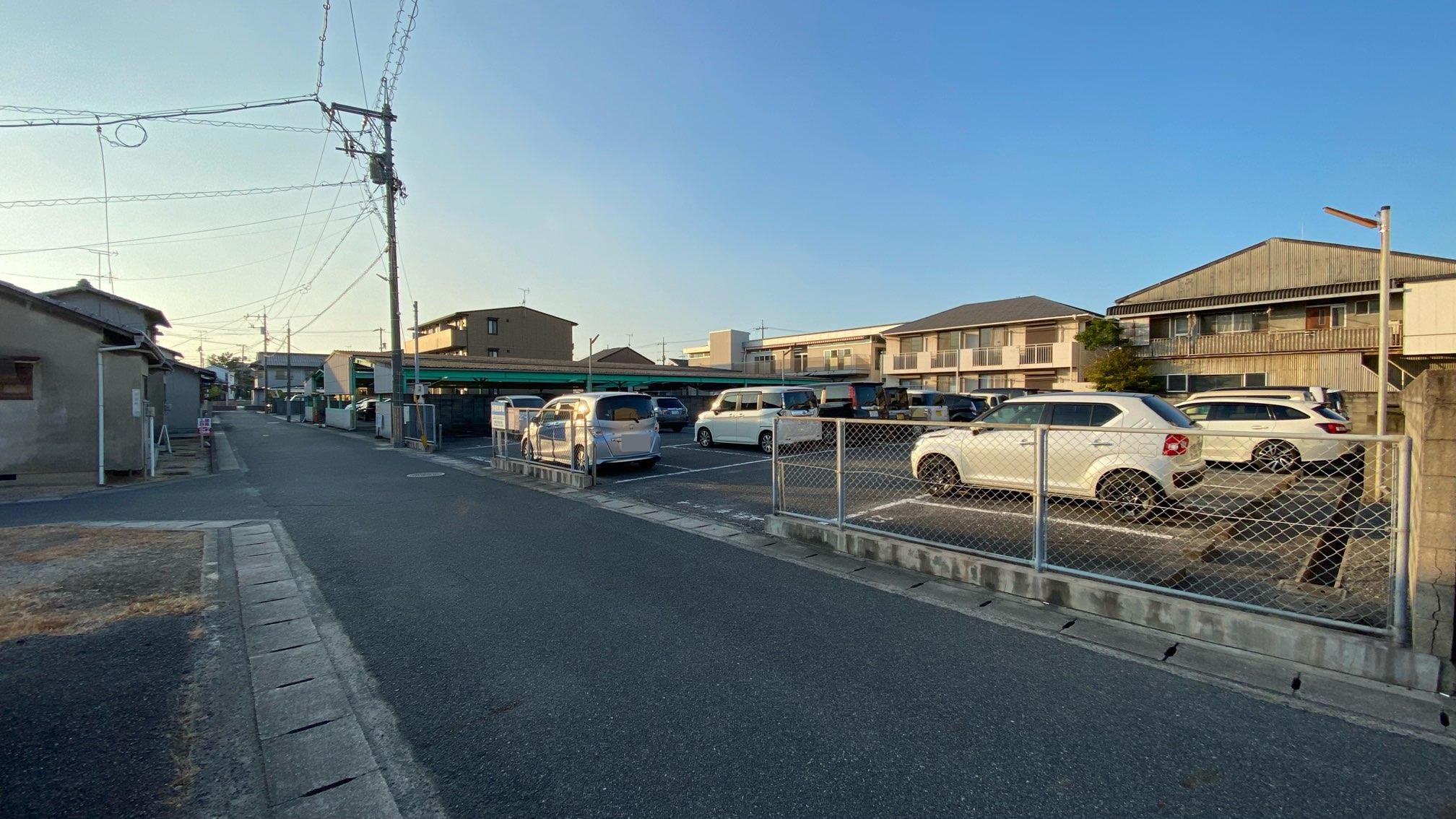 山川 駐車場 の外観・駐車場イメージ1枚目