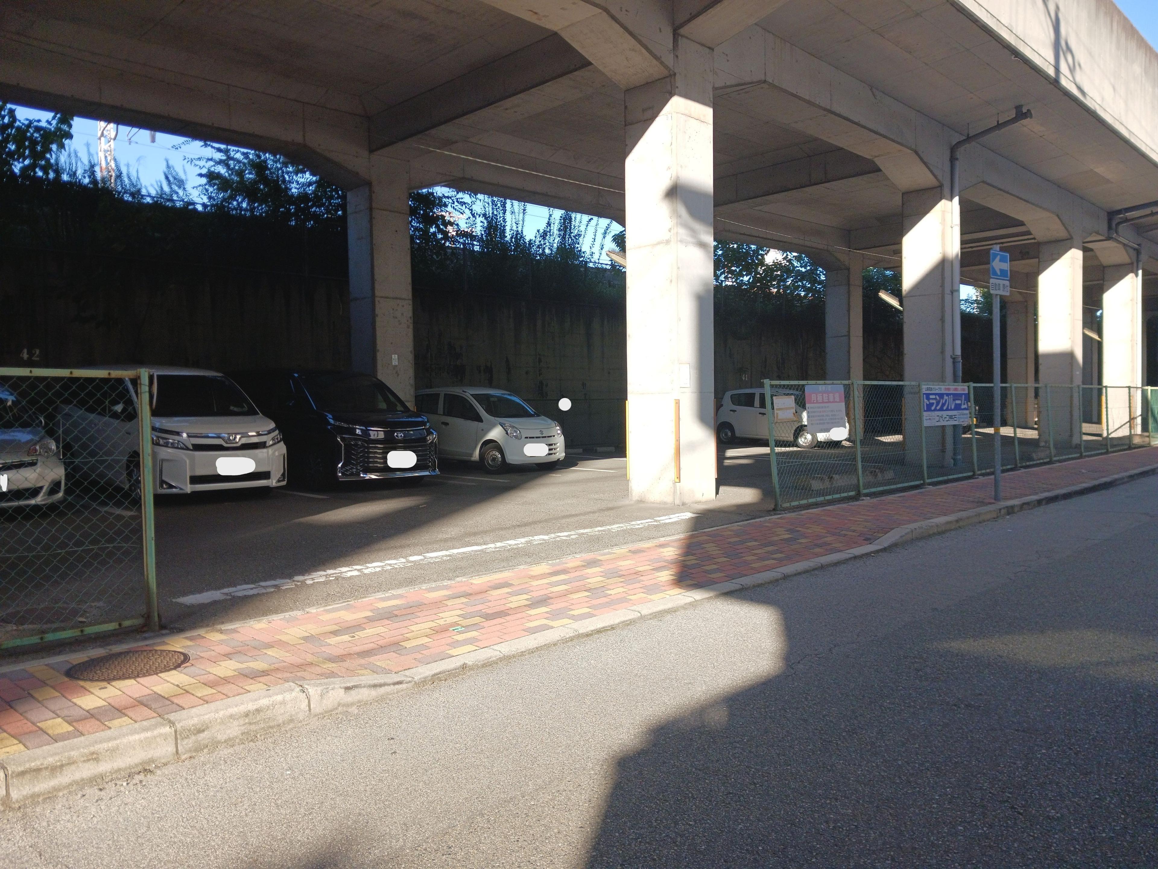 東仲ノ町駐車場の外観・駐車場イメージ1枚目