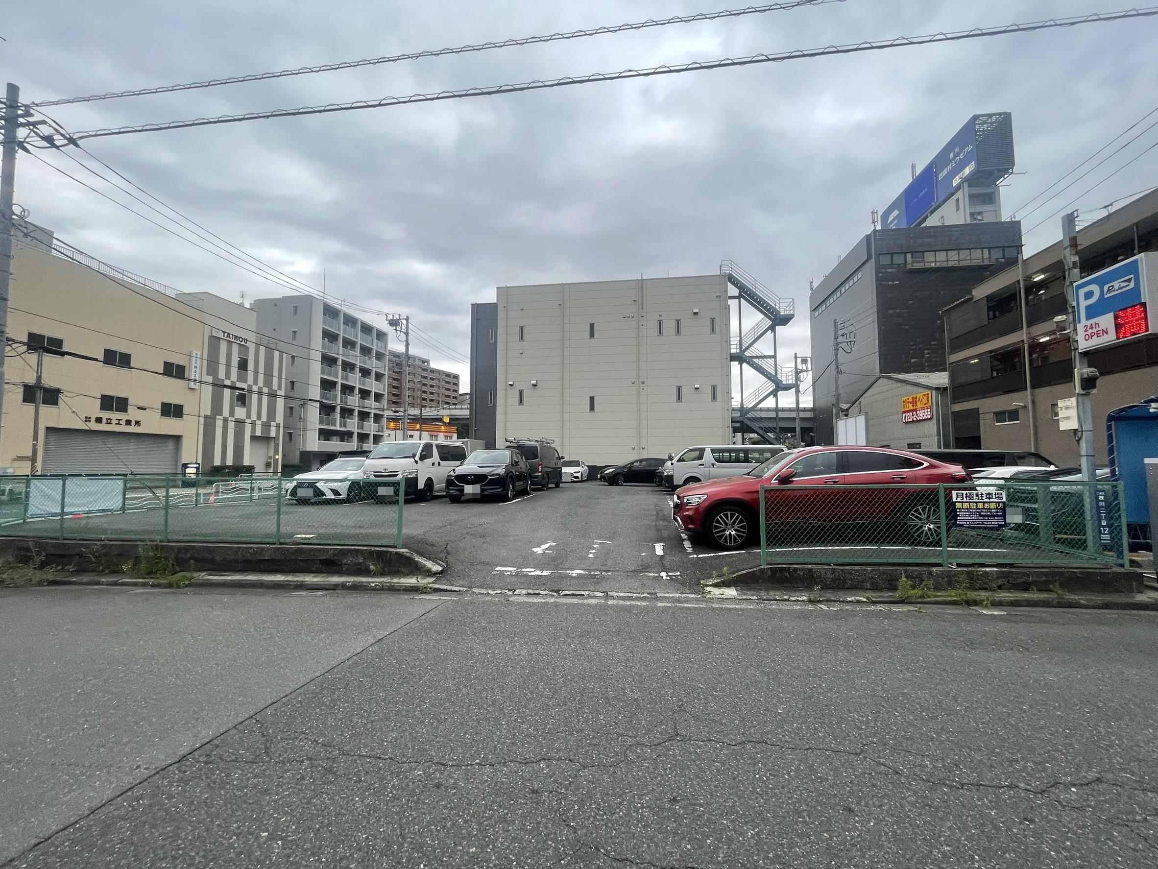 八重洲枝川駐車場の外観・駐車場イメージ2枚目