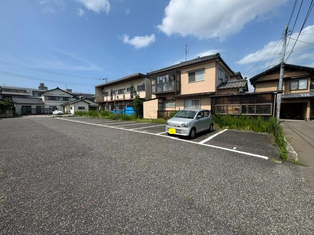 伏見駐車場の外観・駐車場イメージ2枚目