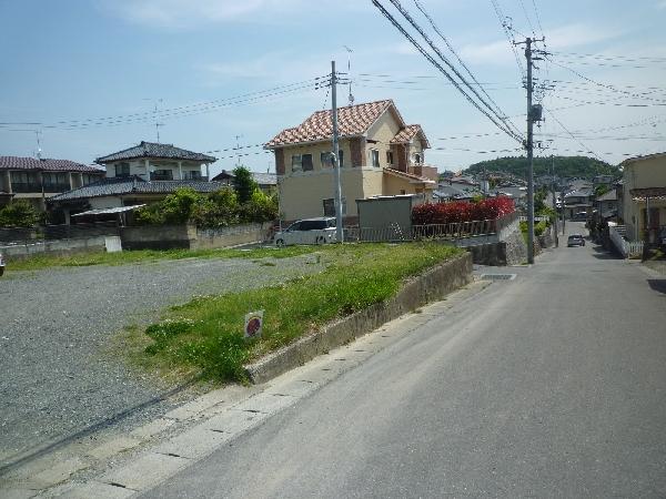 明治駐車場の外観・駐車場イメージ2枚目