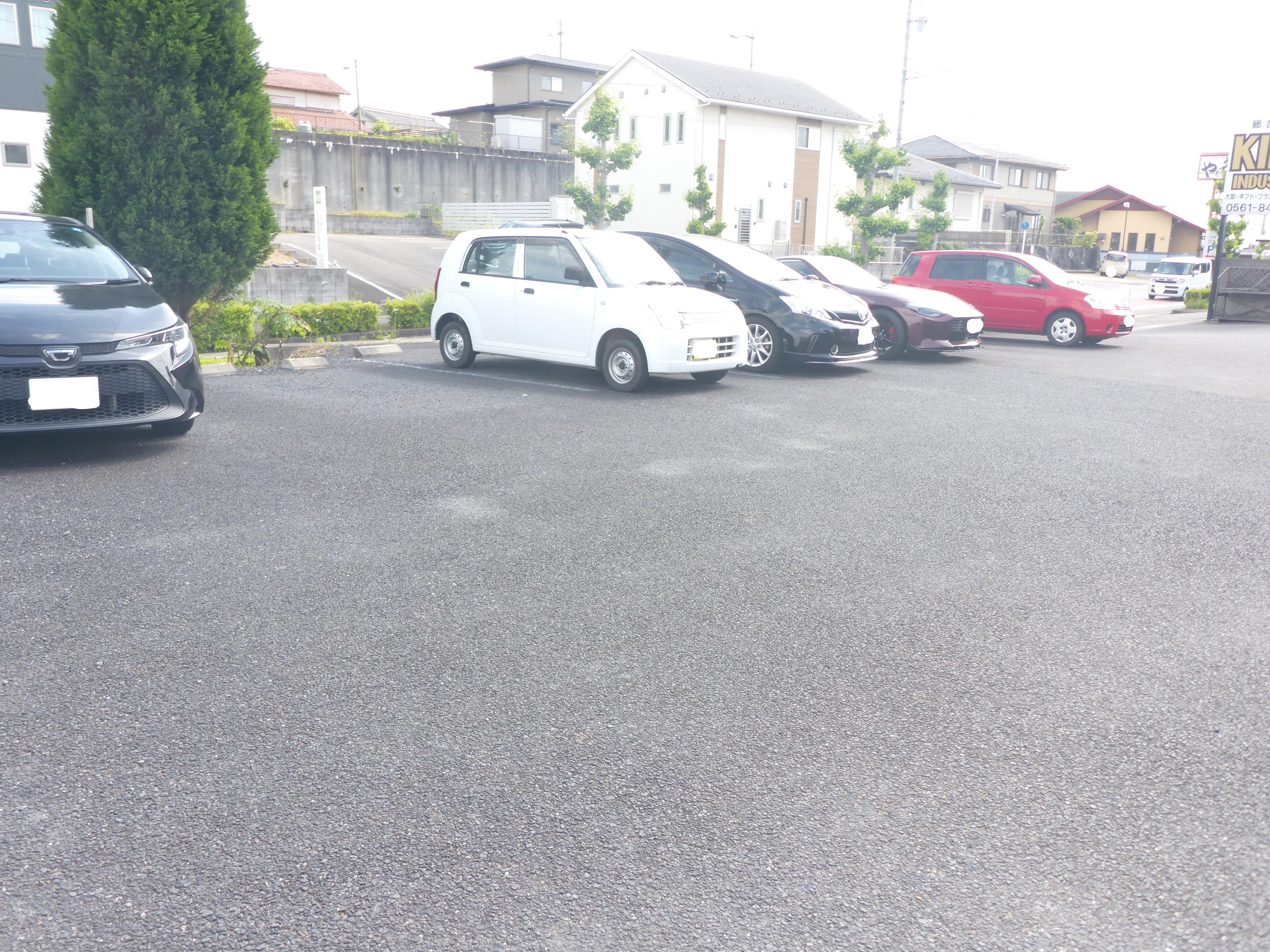原山駐車場の外観・駐車場イメージ3枚目