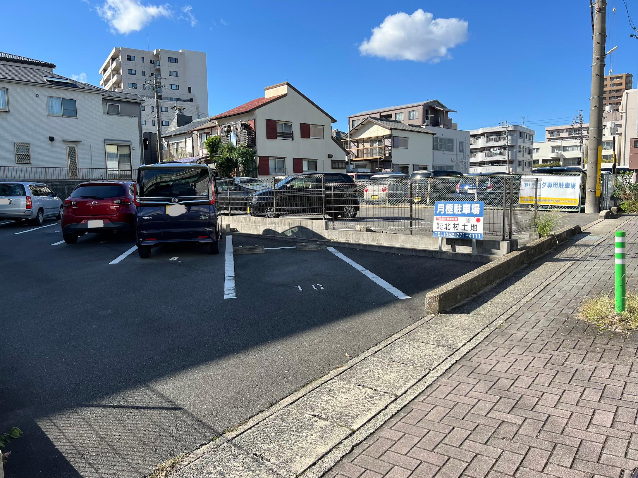 観音寺第三駐車場の外観・駐車場イメージ1枚目