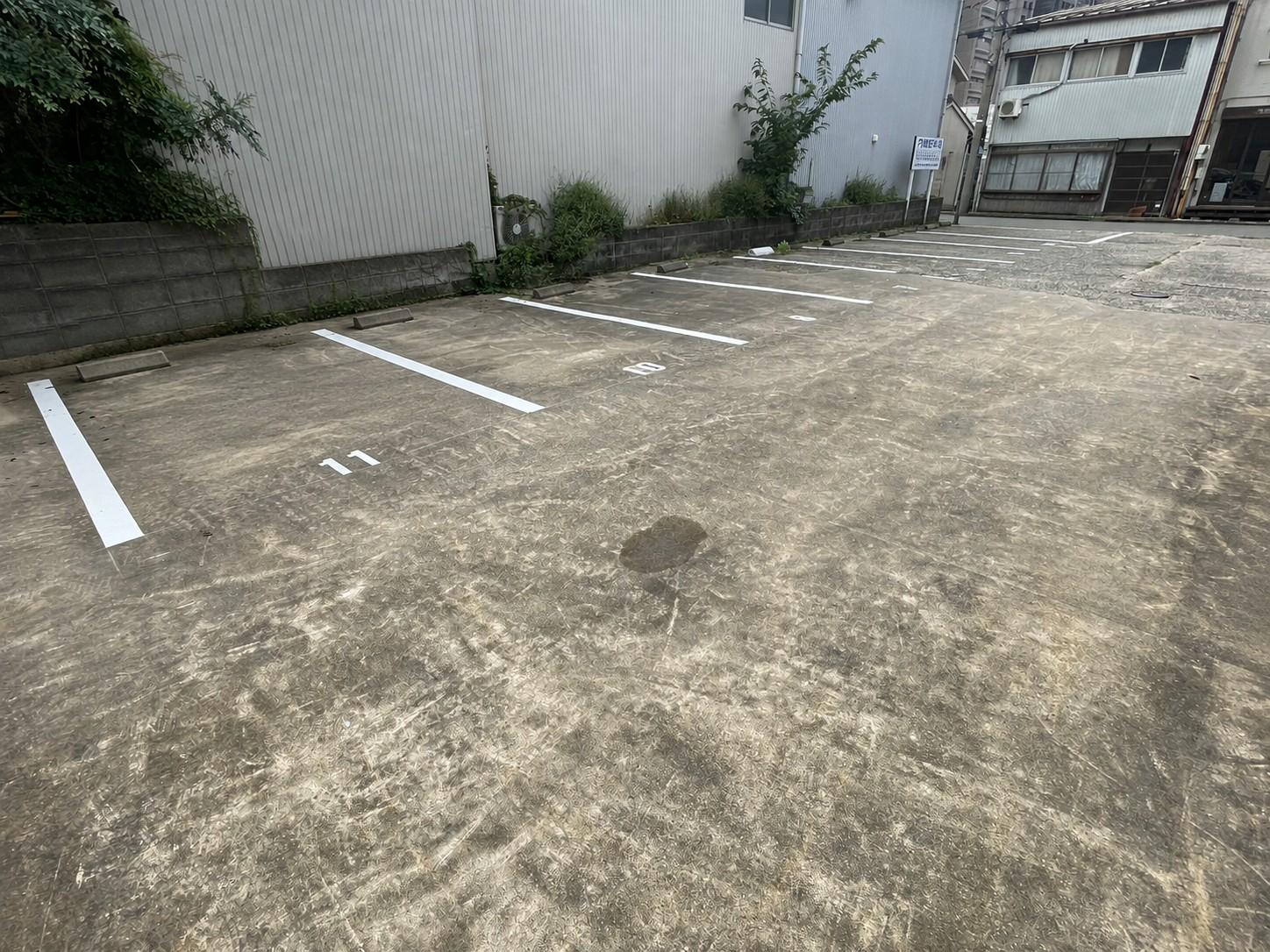 安江町月極駐車場の外観・駐車場イメージ2枚目