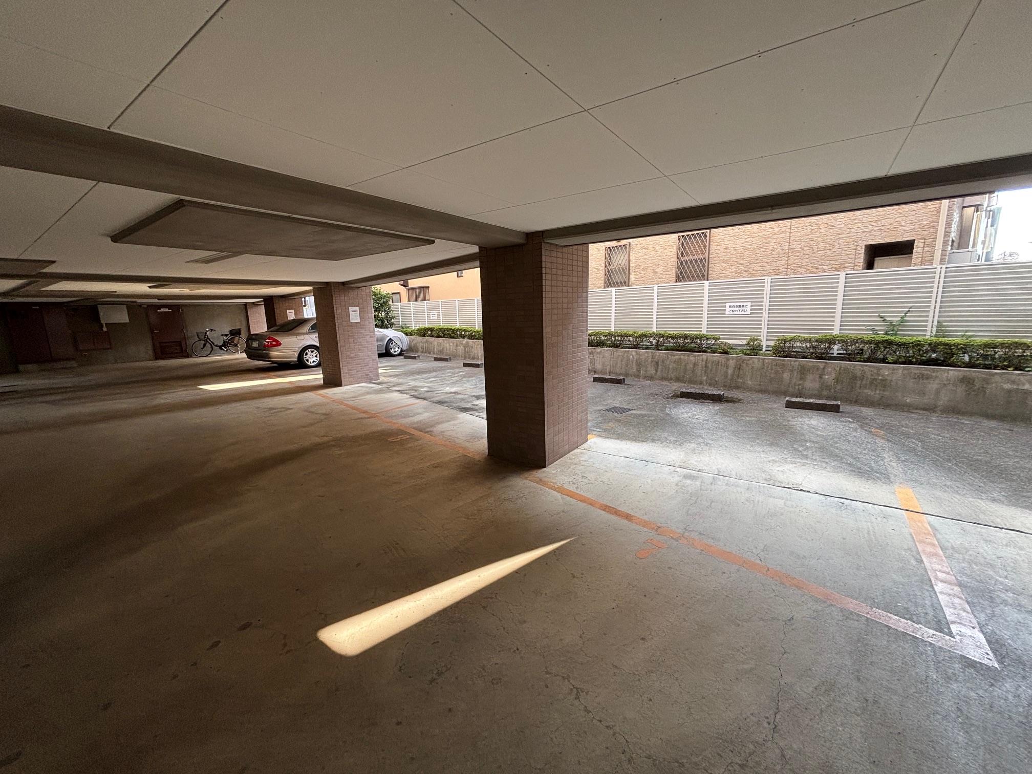 新座市新堀3丁目の外観・駐車場イメージ3枚目